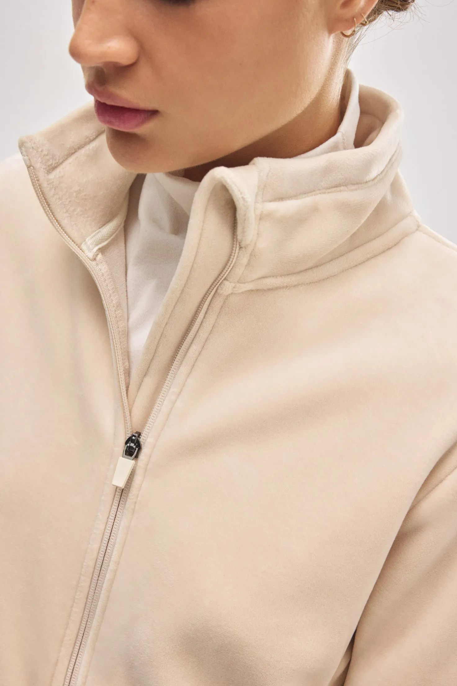 ULTRA TÉRMICO Chaqueta deportiva afelpada polar beige