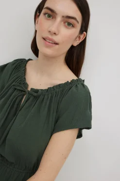 Vestido asimétrico verde