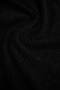 Vestido largo punto canalé negro