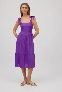 Vestido midi con lino tirantes anchos violeta