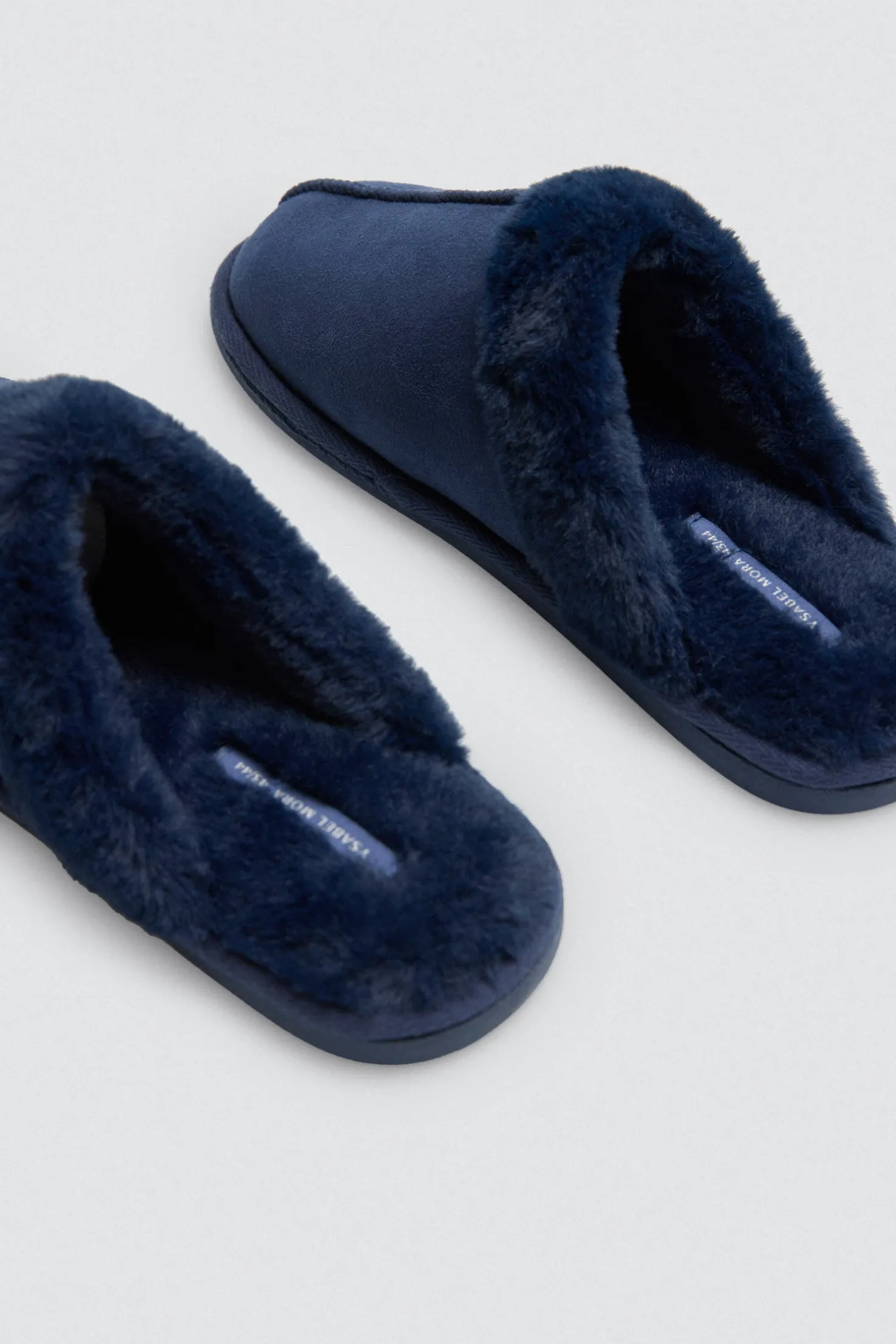 Zapatillas básicas con pelo marino