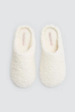 Zapatillas de casa borreguito blancas