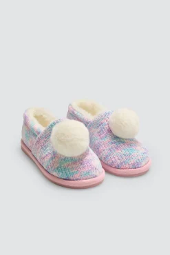 Zapatillas de casa coloridas con pompón y tejido trenzado