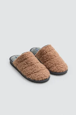 Zapatillas de casa con borreguito exterior