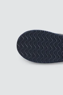 Zapatillas de casa con borreguito estampado pata de gallo