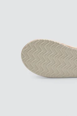 Zapatillas de casa detalle doble pompón