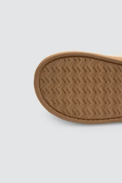 Zapatillas de casa mujer detalles pelo camel