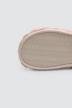 Zapatillas de casa pelo contraste texuras y colores